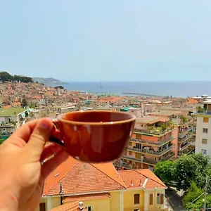 https://suite-de-amicis-vista-mare-e-relax.hotelitalianriviera.com