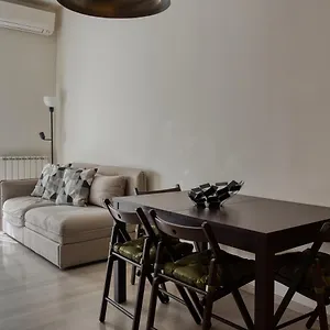 Joivy Vibrant 2bed With Balcony Appartamento